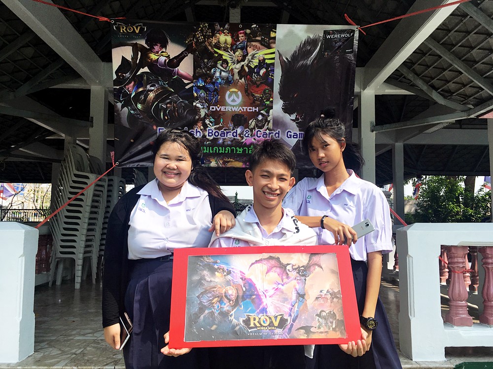 แปลกใหม่! ครูพานักเรียนสร้างบอร์ดเกมจากเกมดังเพื่อเรียนรู้ภาษาอังกฤษ 22 แปลกใหม่! ครูพานักเรียนสร้างบอร์ดเกมจากเกมดังเพื่อเรียนรู้ภาษาอังกฤษ